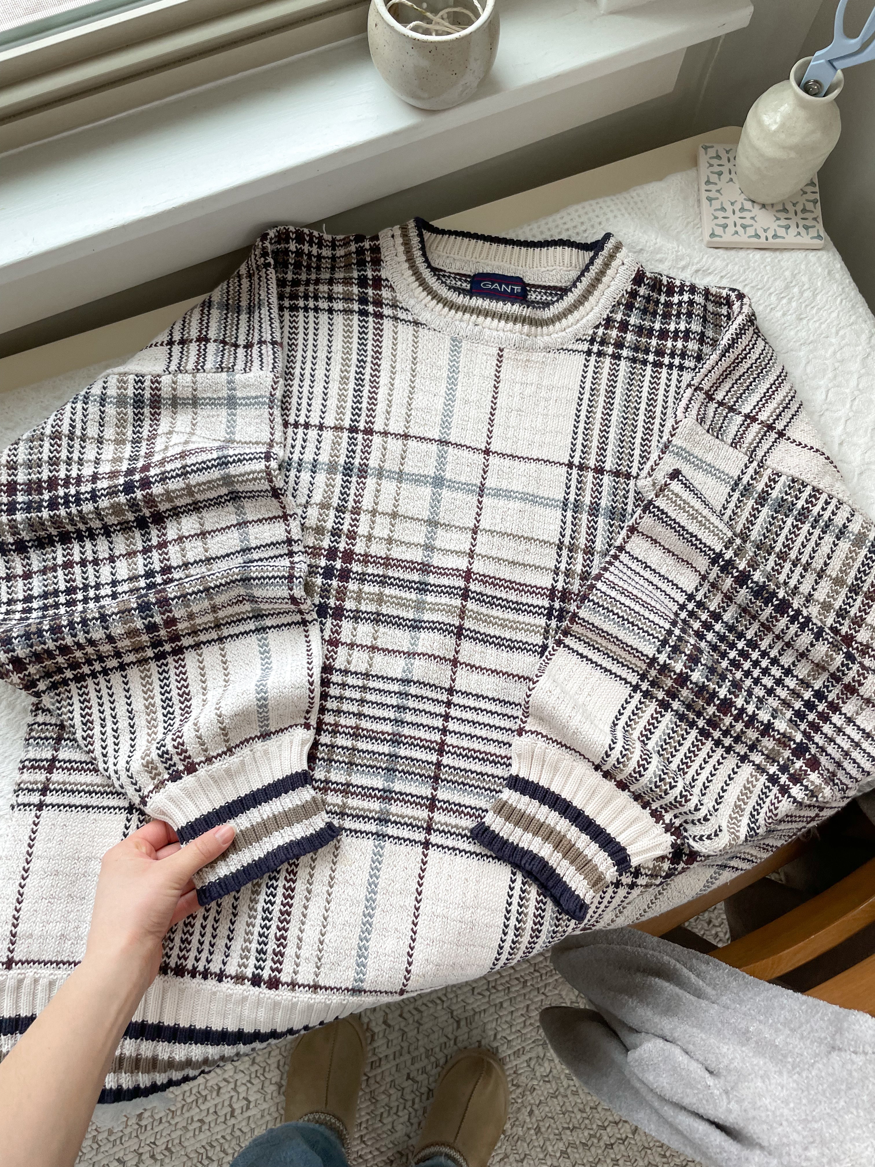 The Cozy Plaid Sweater (XL)