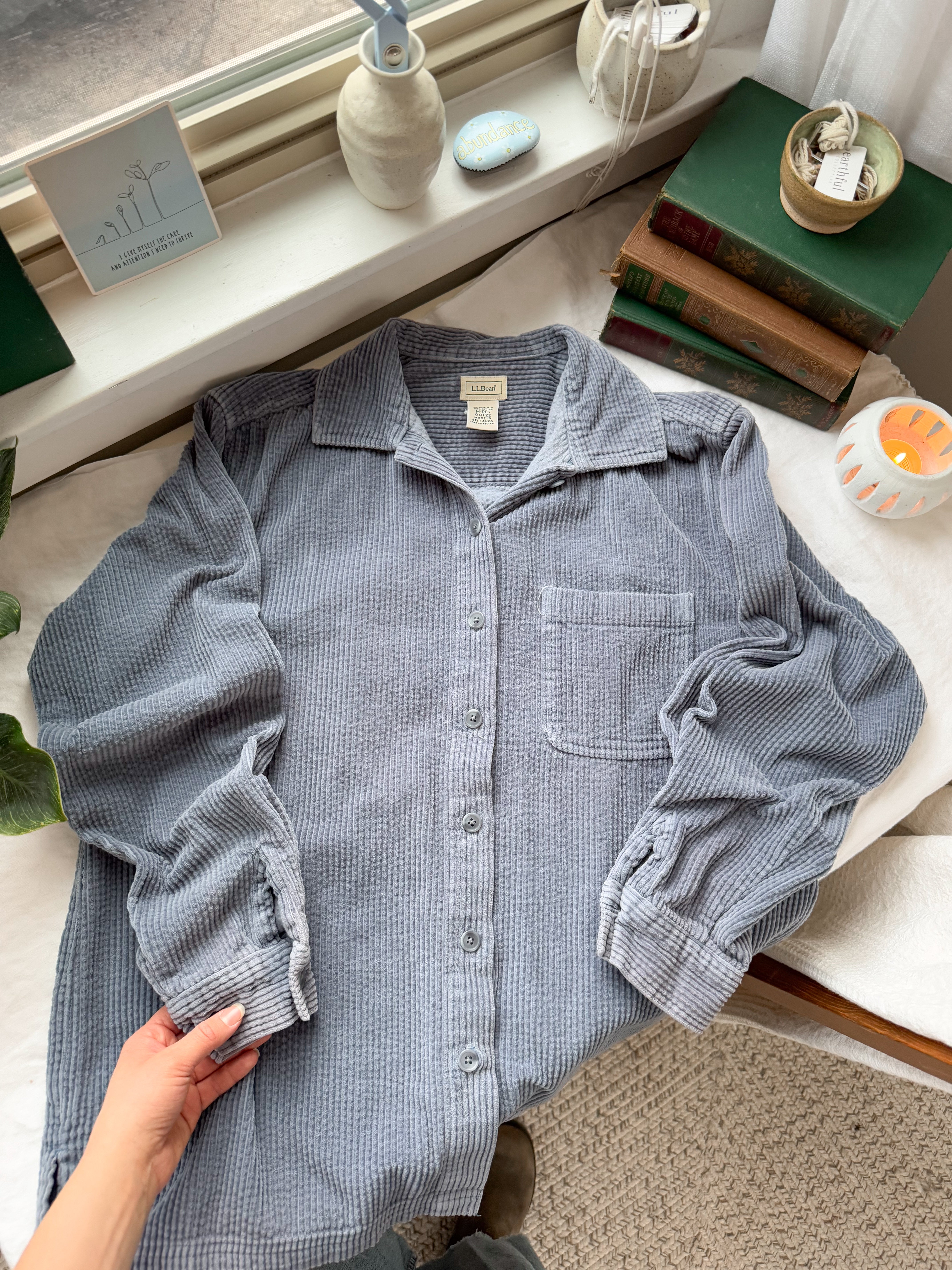 The Wonderland Corduroy Button Up (M)