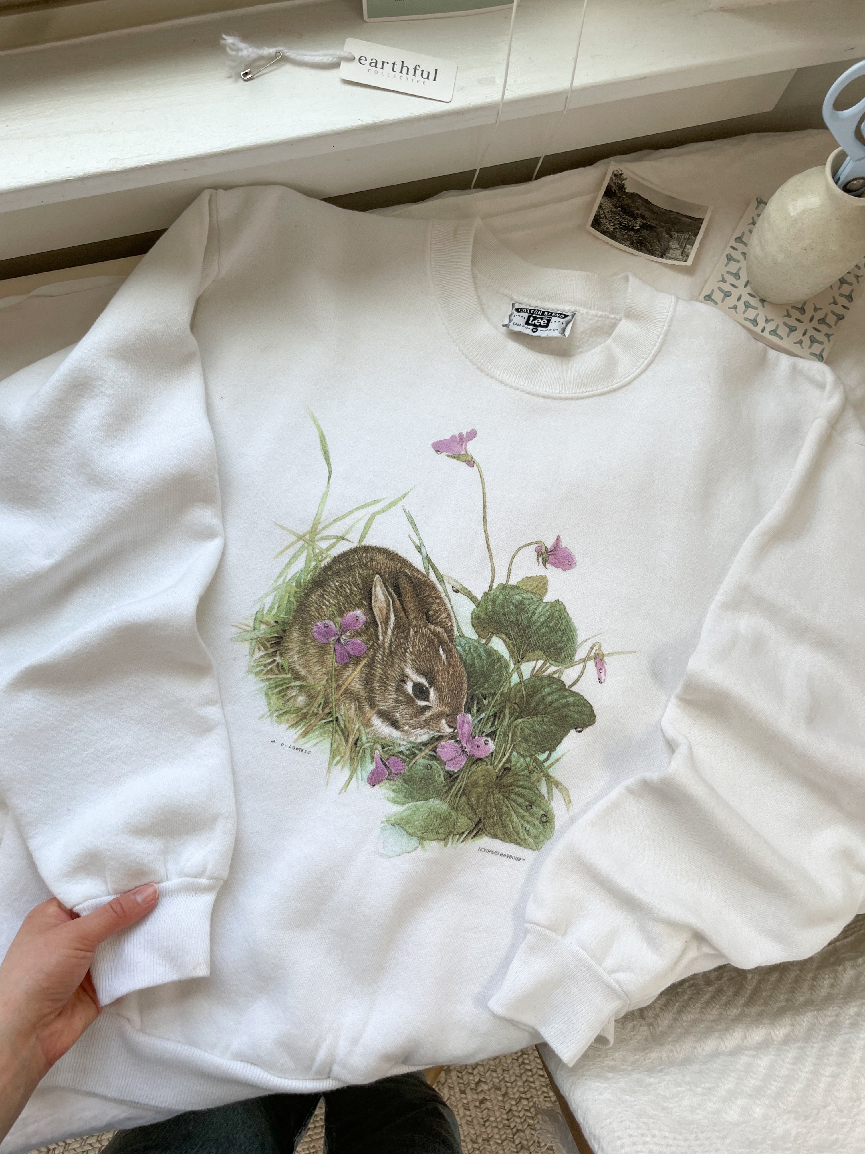 The Bunny Crewneck (M)