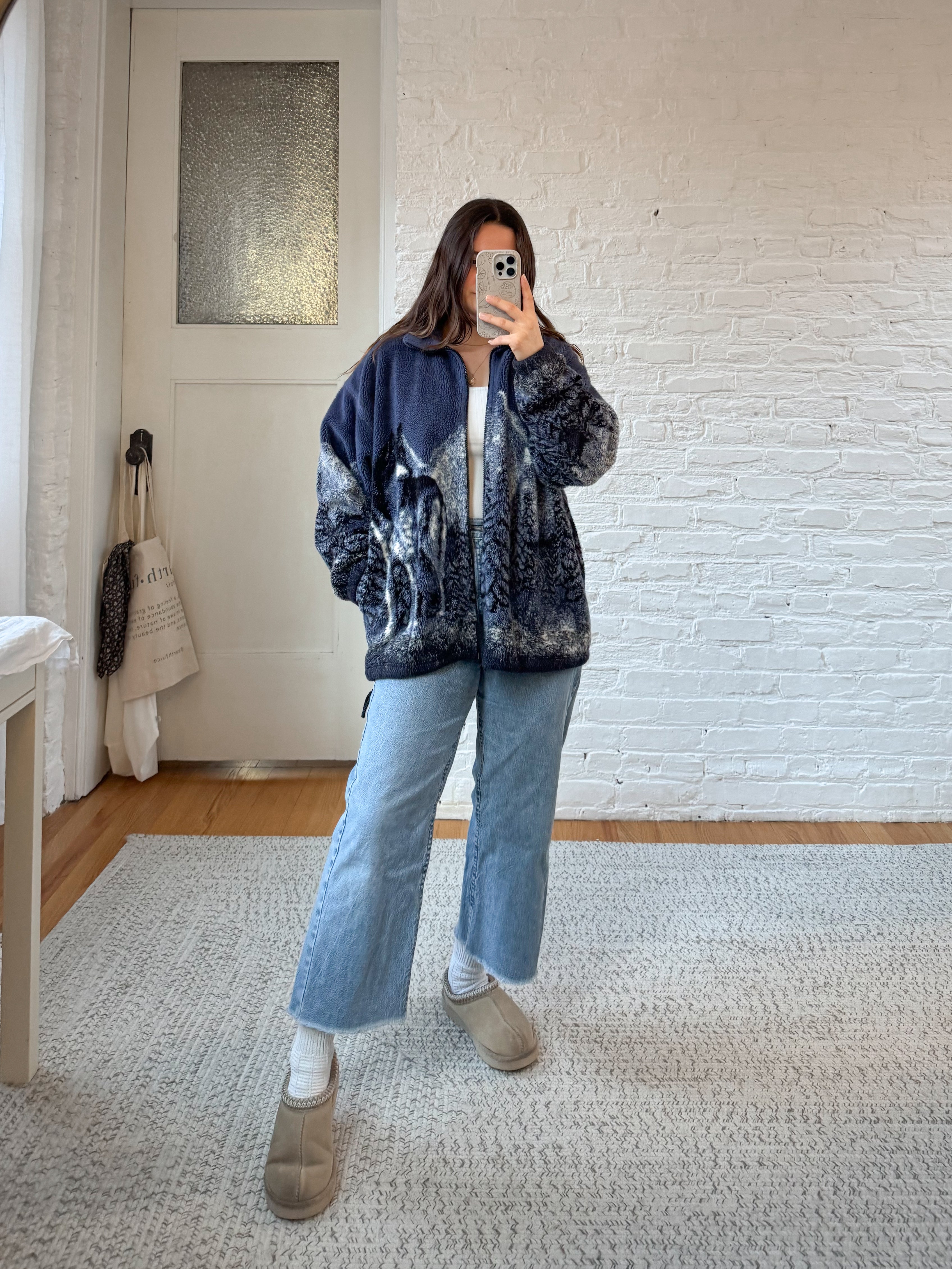 The Snow Mountain Wolf Fuzzy Zip Up (M)