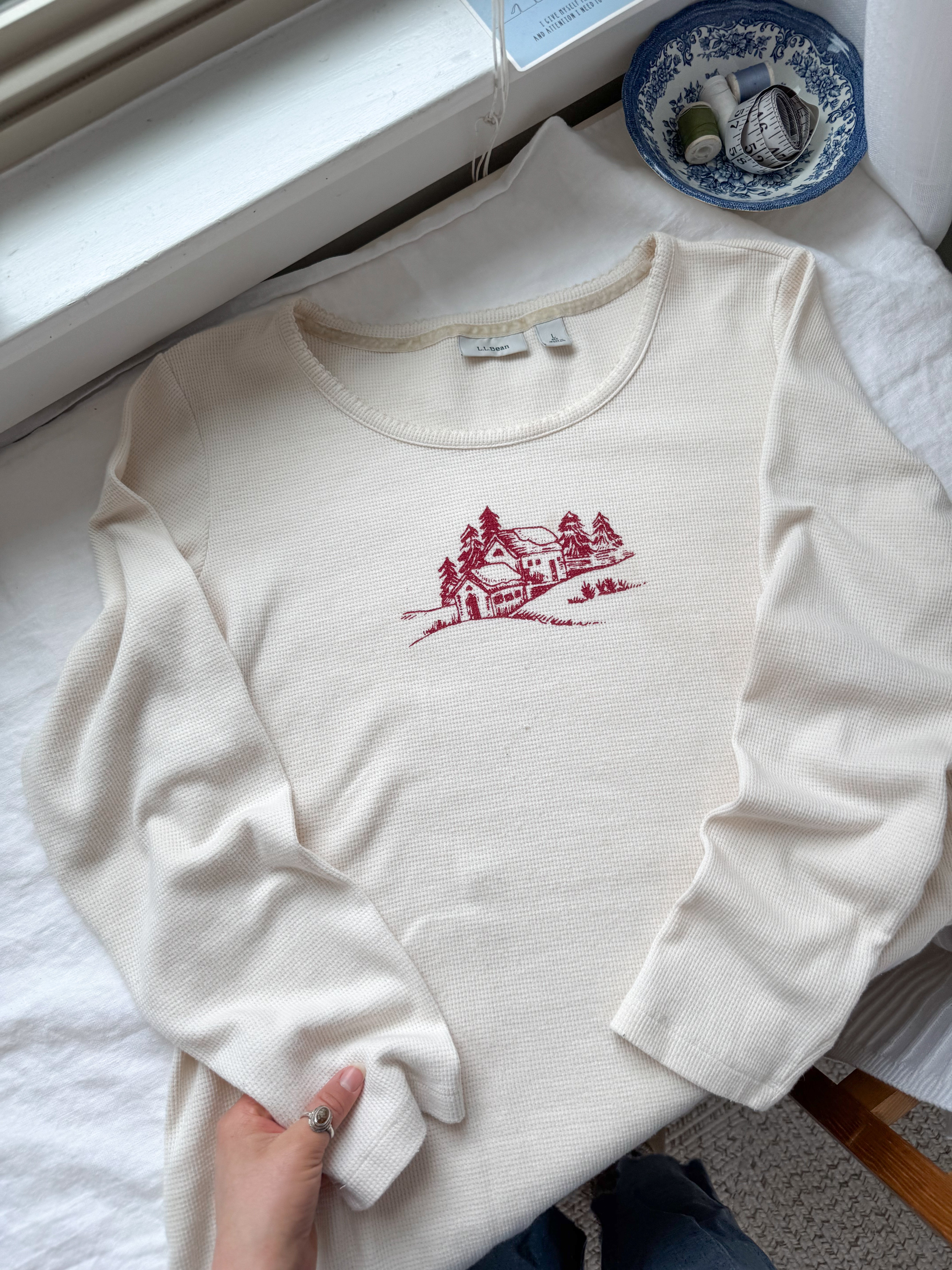 The Woodsy Cabin Waffle Long Sleeve (L)