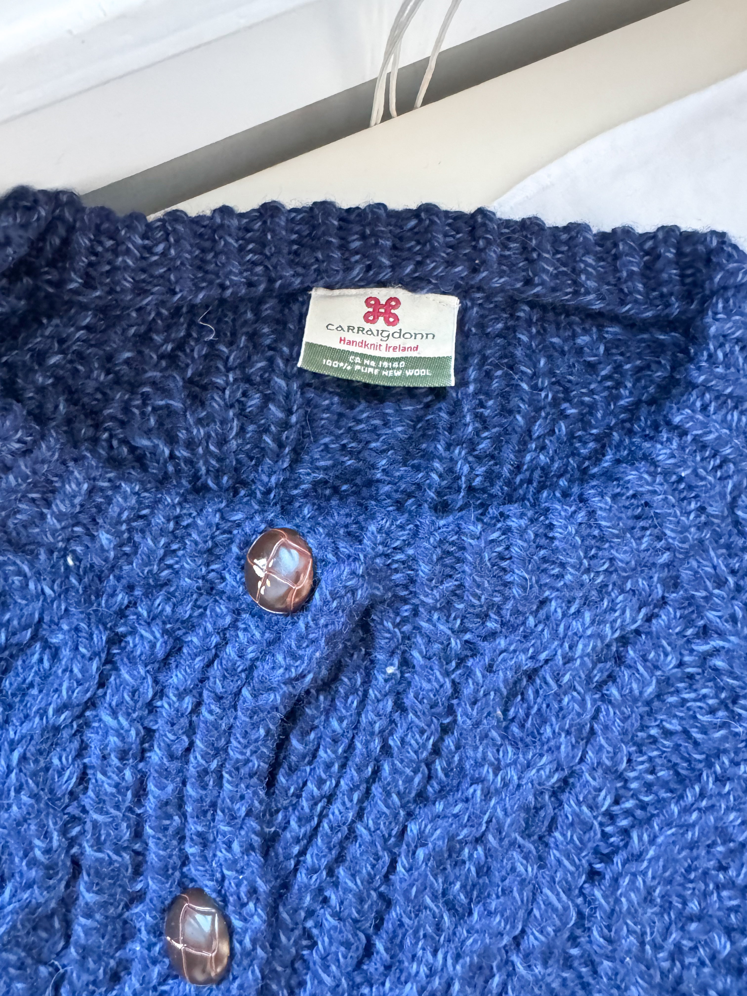 The Navy Finch Fisherman Cardigan (XL)