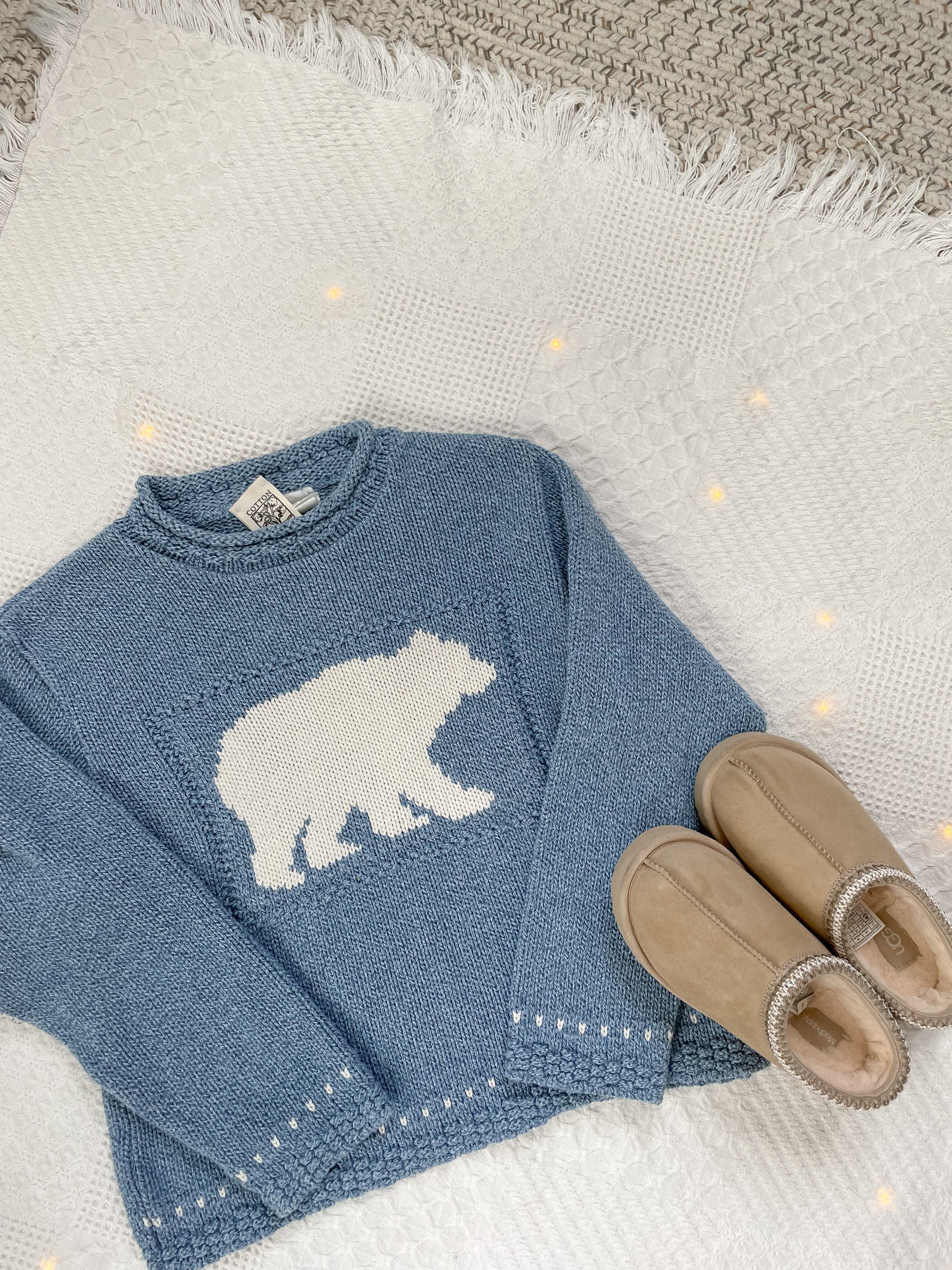 The Blue Polar Bear Sweater (M)