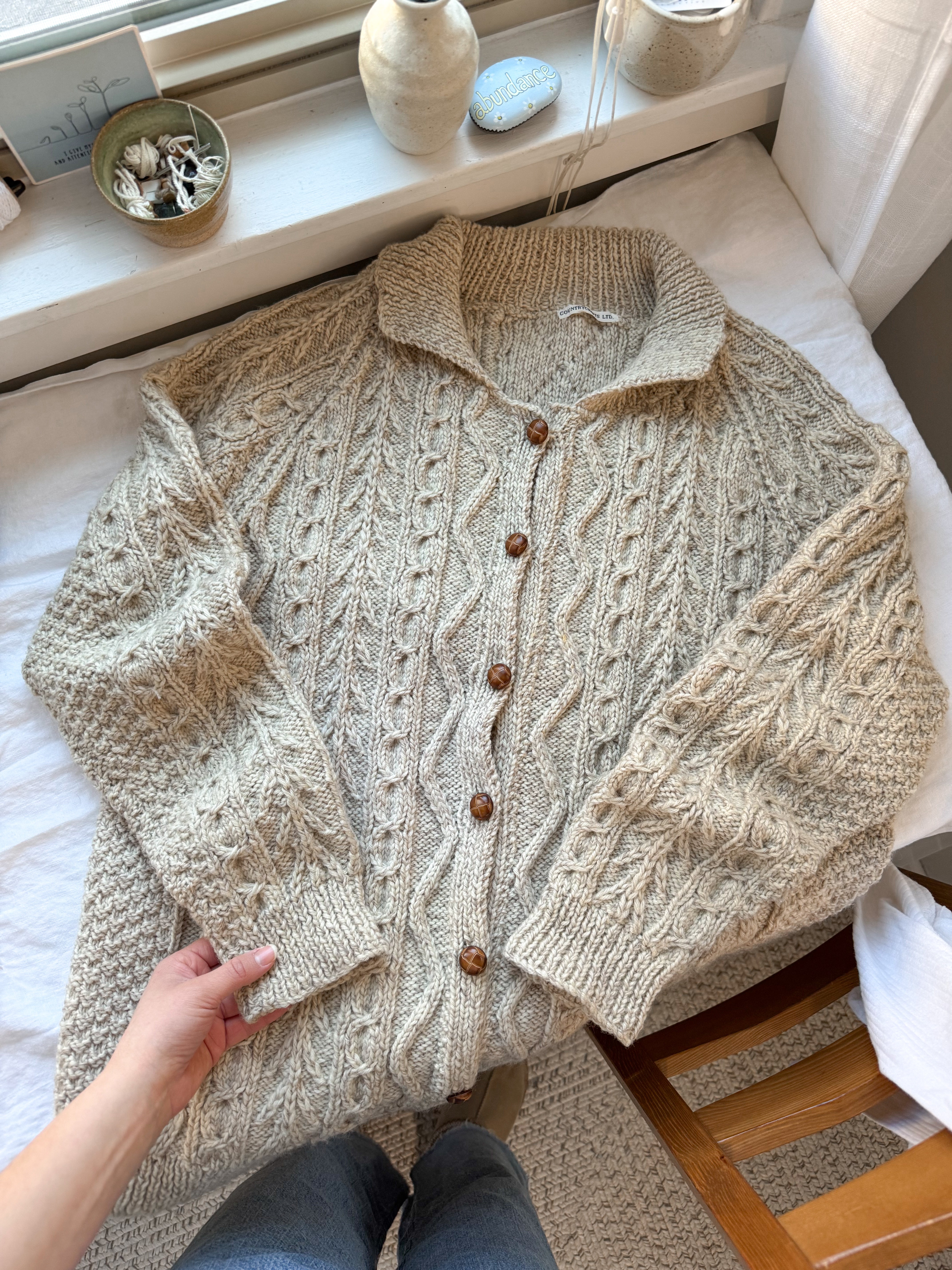 The Polar Plunge Oat Irish Cardigan (L)