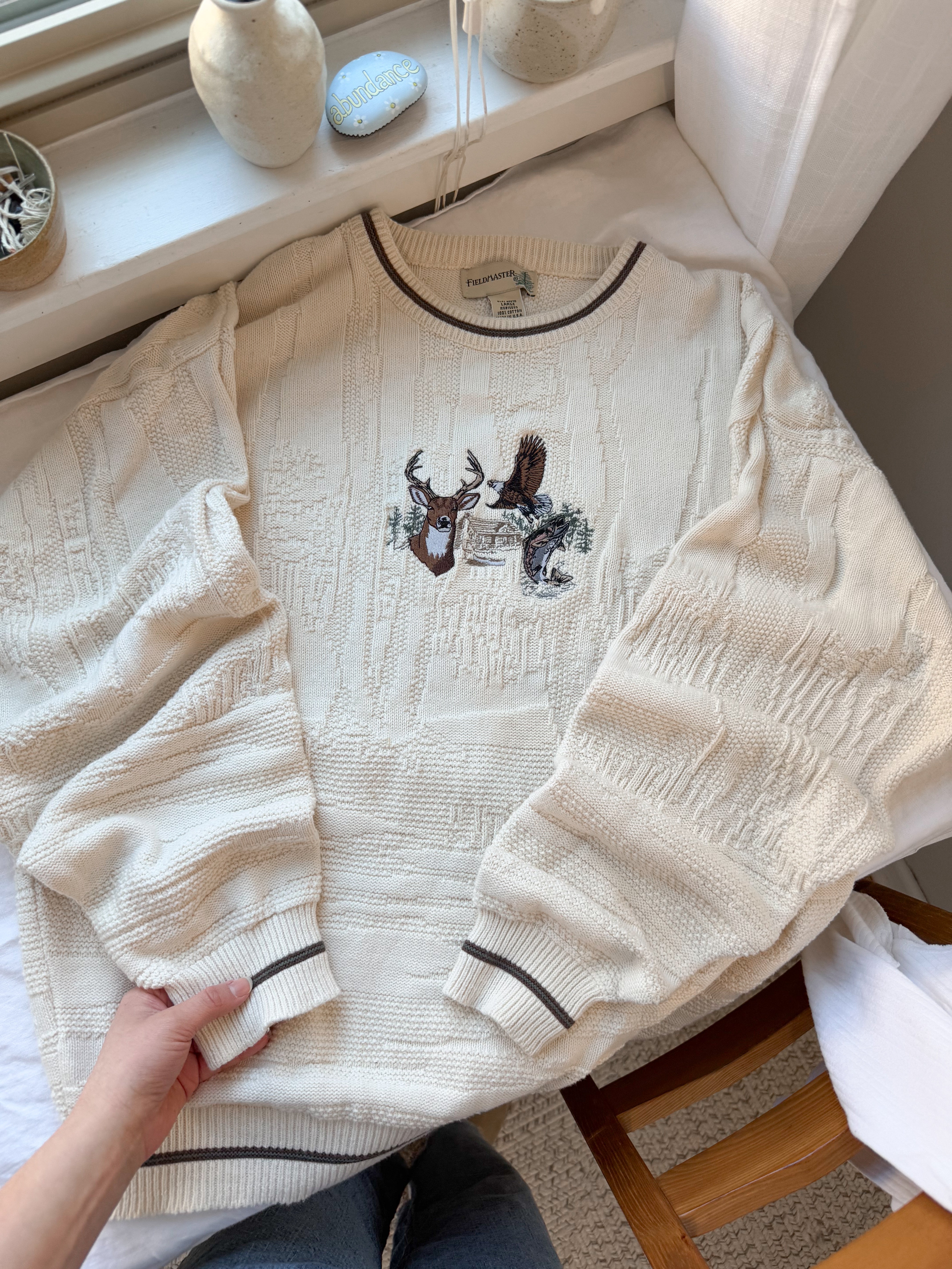 The Textured Wildlife Sweater (L)