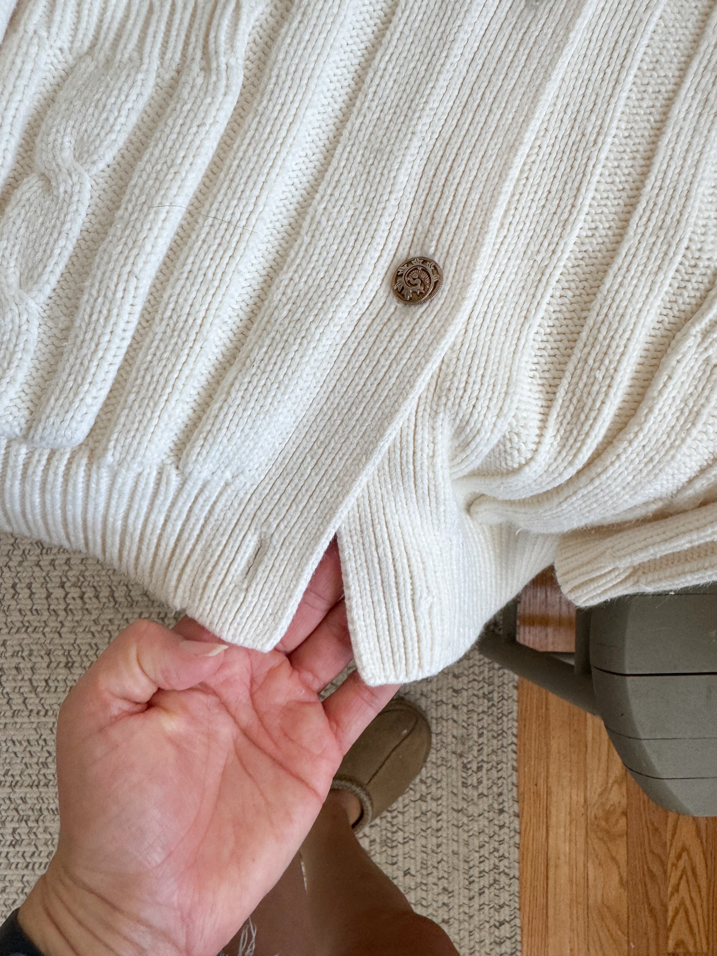 The Warm Milk Cardigan (XXL)