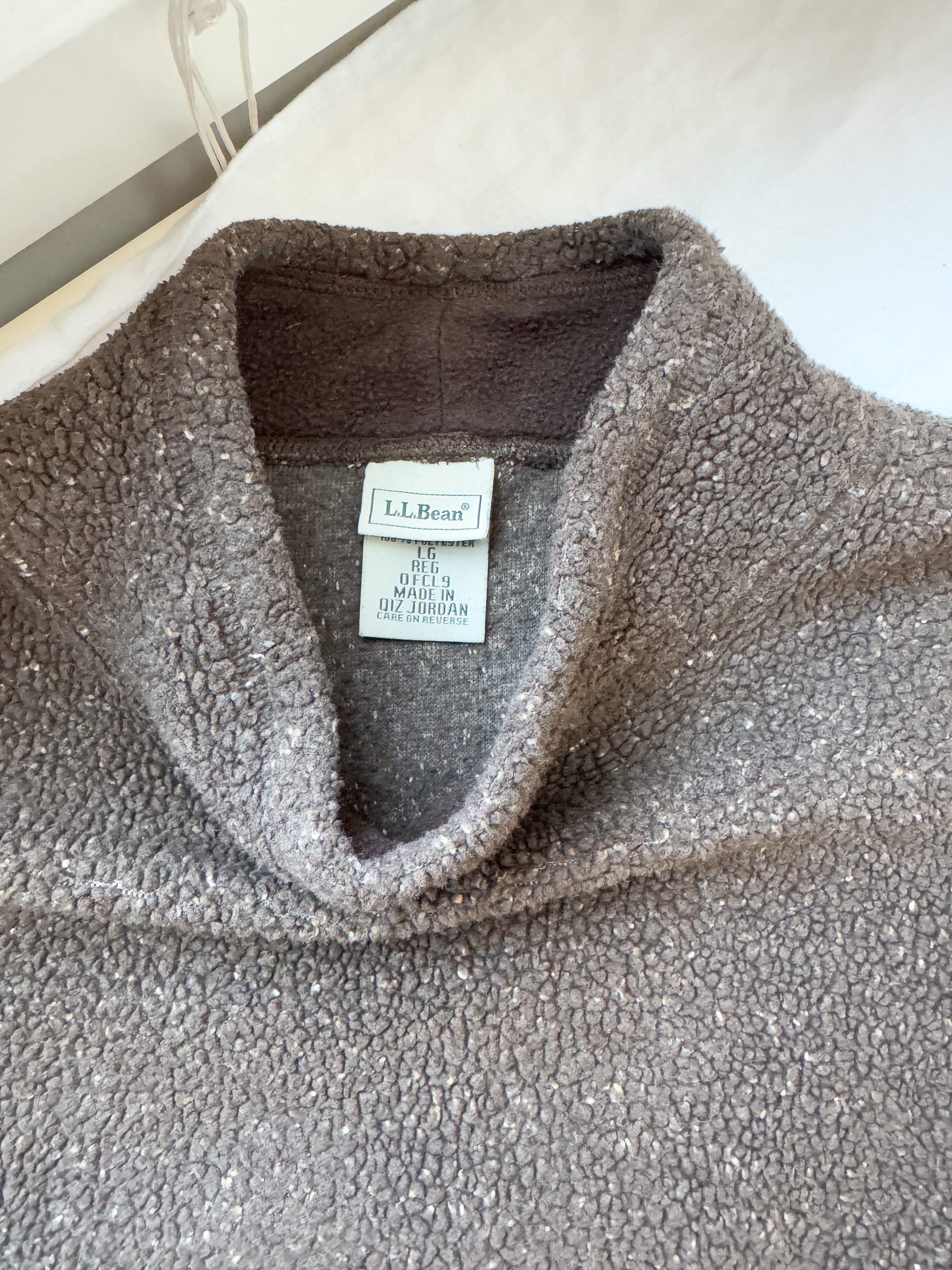 The Speckled Branch Pull Over (L)