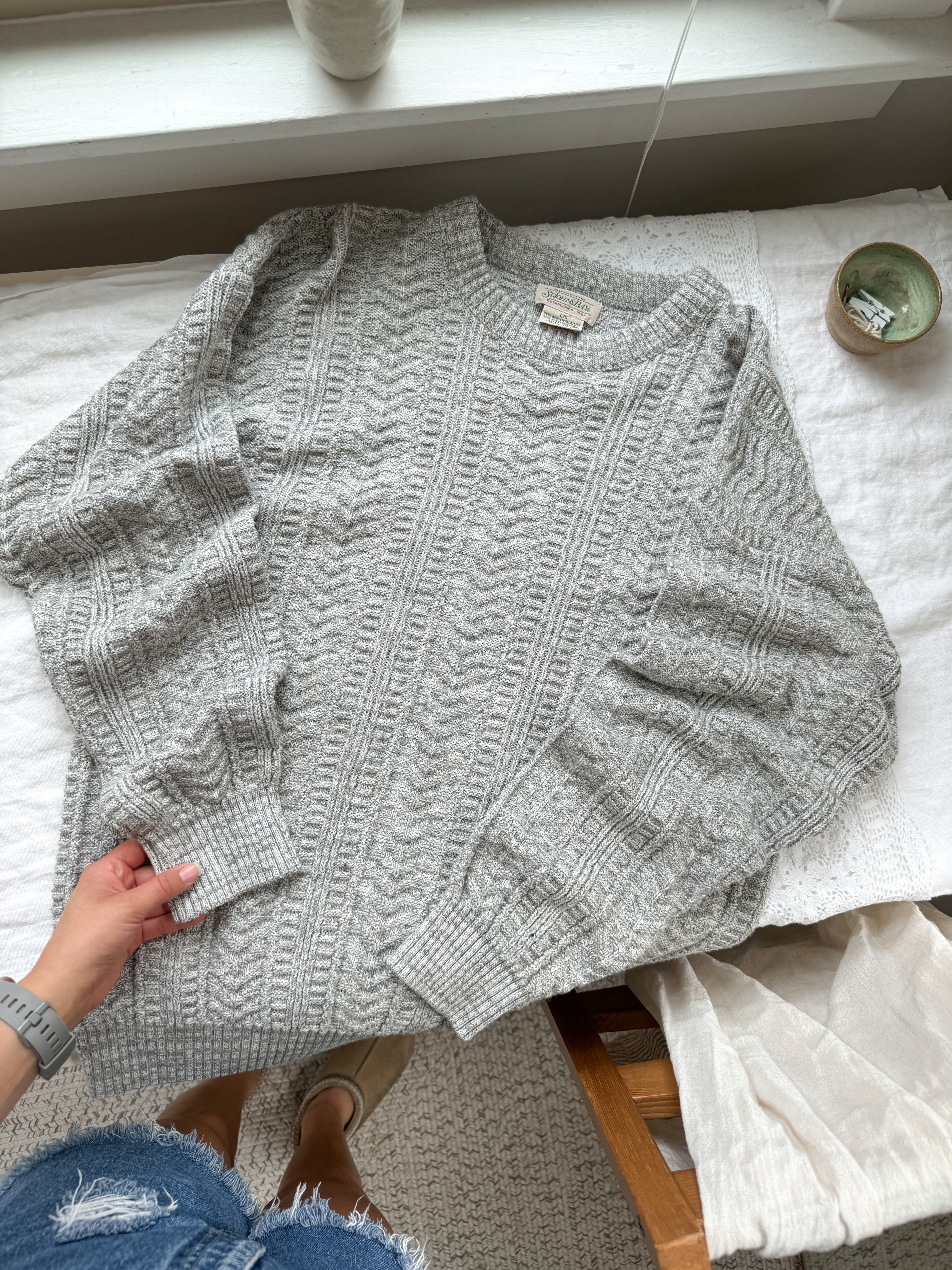 The Grey Textured Sweater (L)