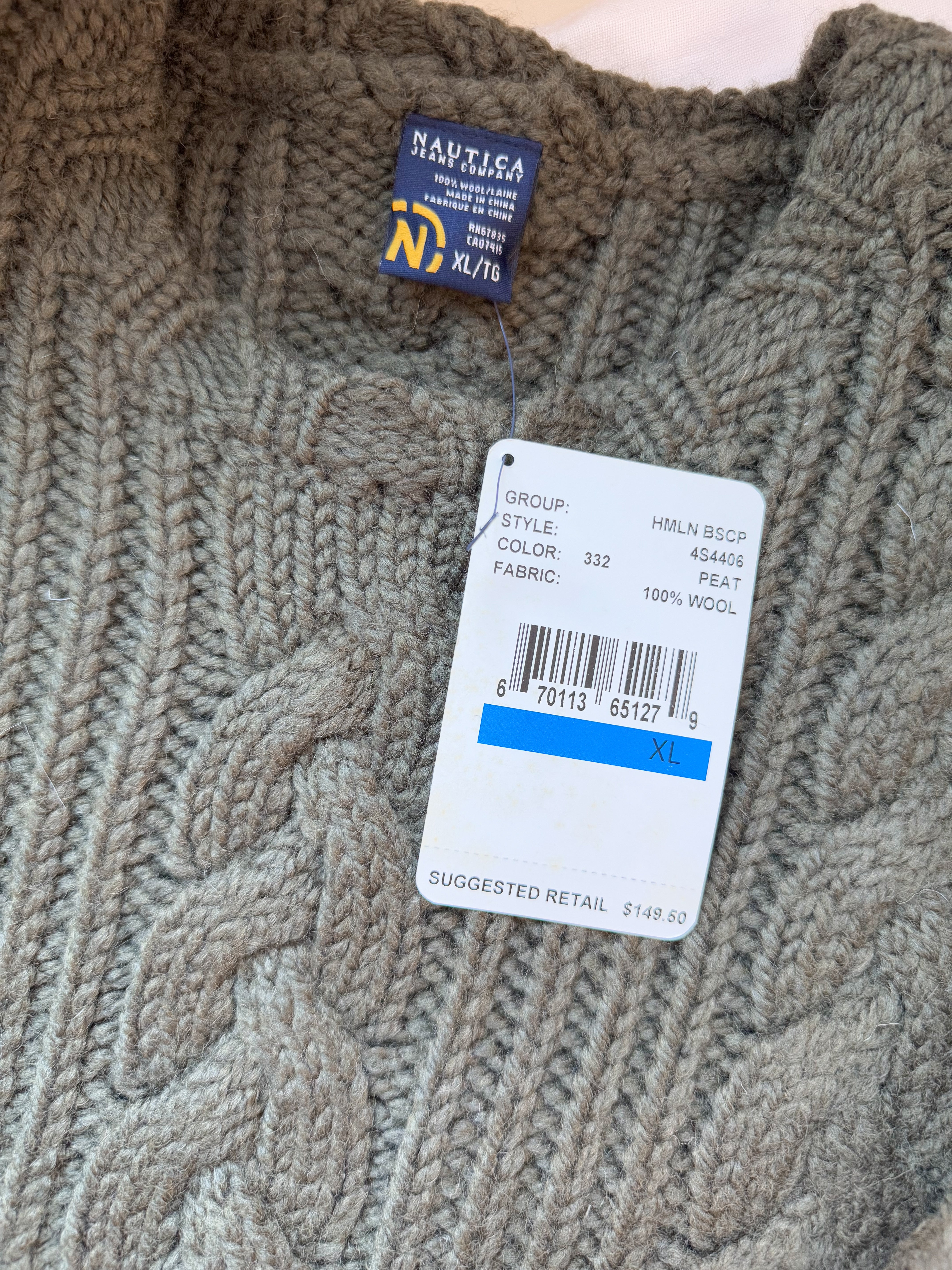 The Chunky Green Cable Knit Sweater (XL)