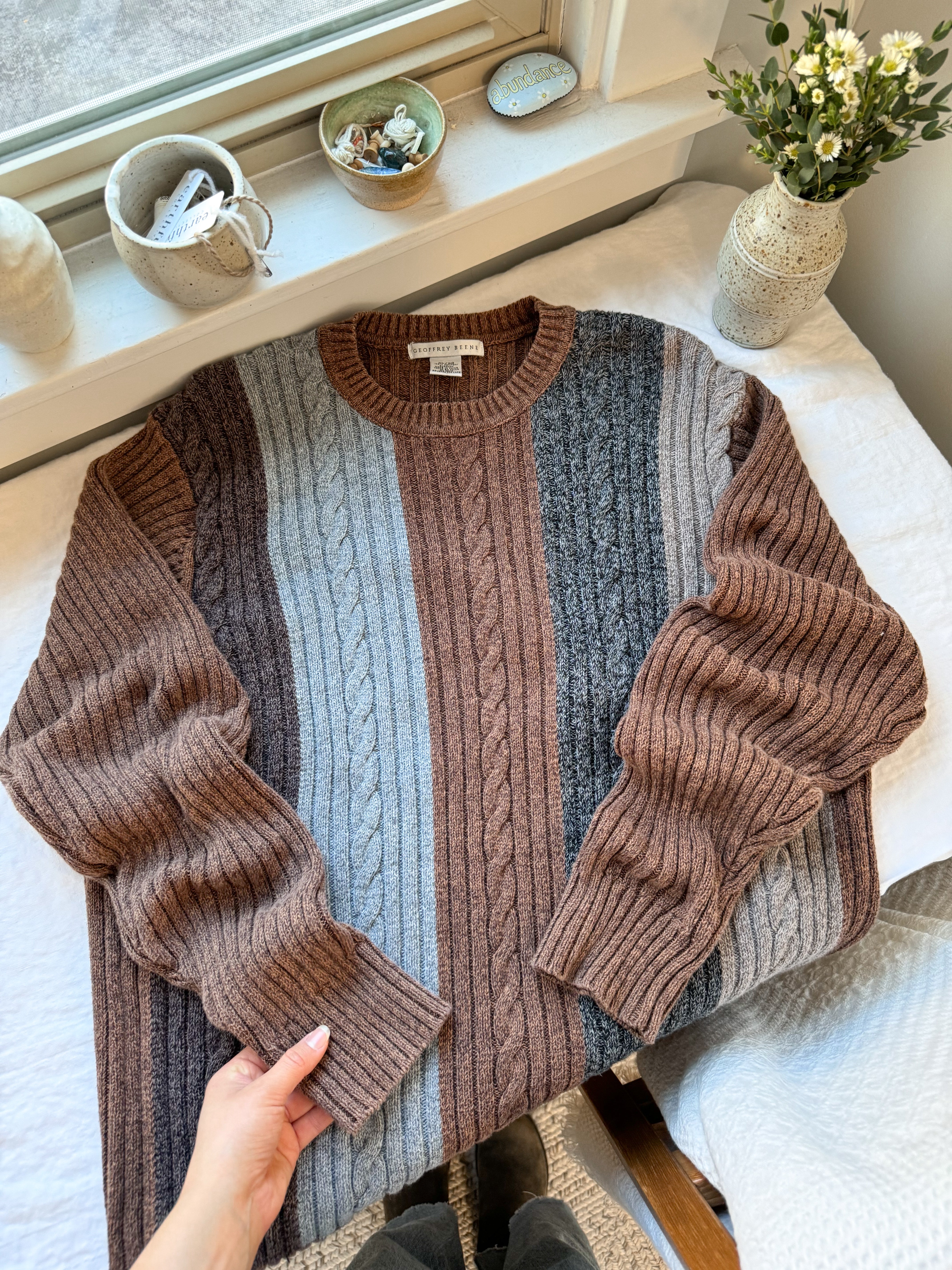 The Thick Stripe Vertical Sweater (XL)