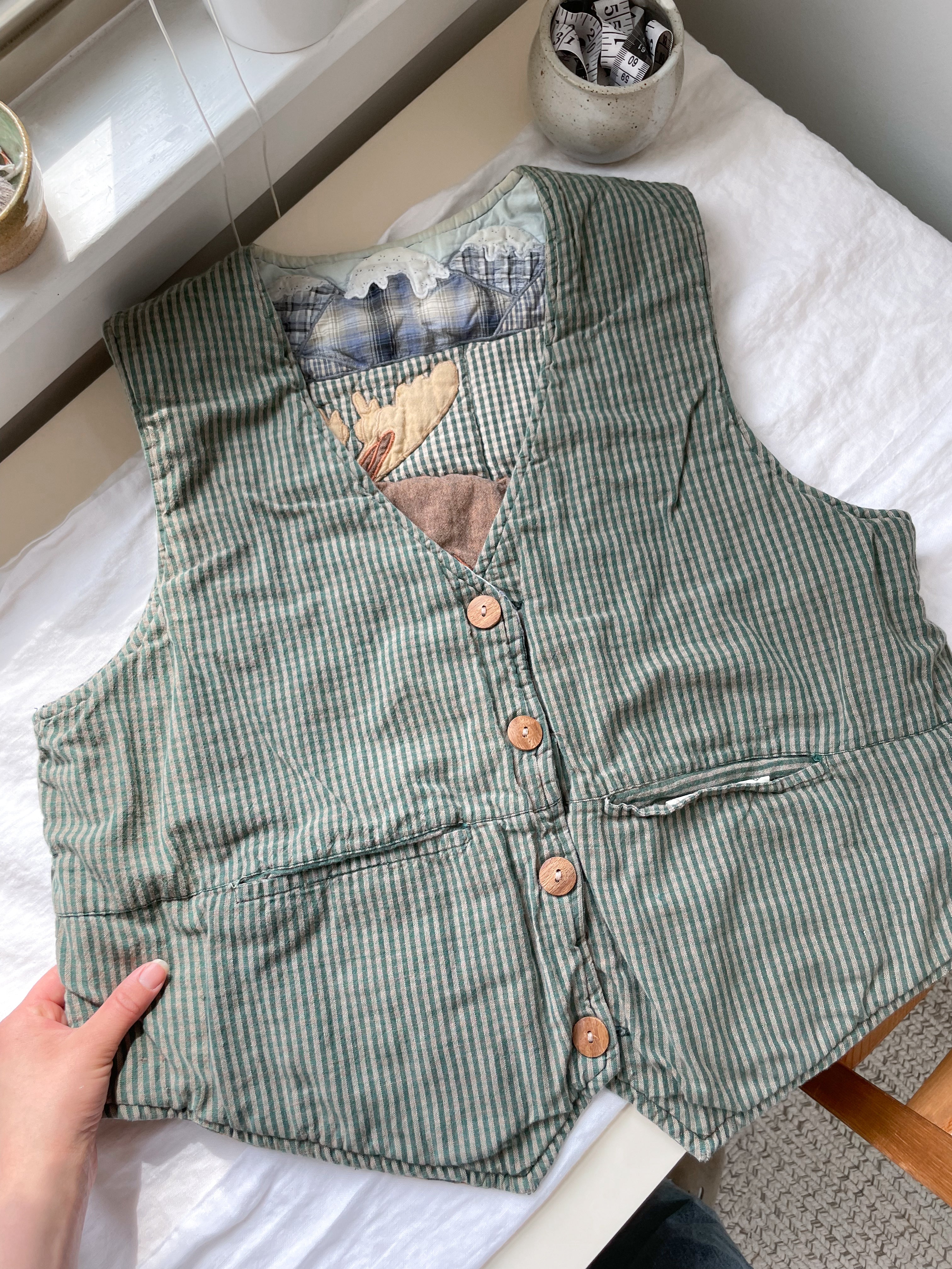 The Quilted Wildlife Vest (M)