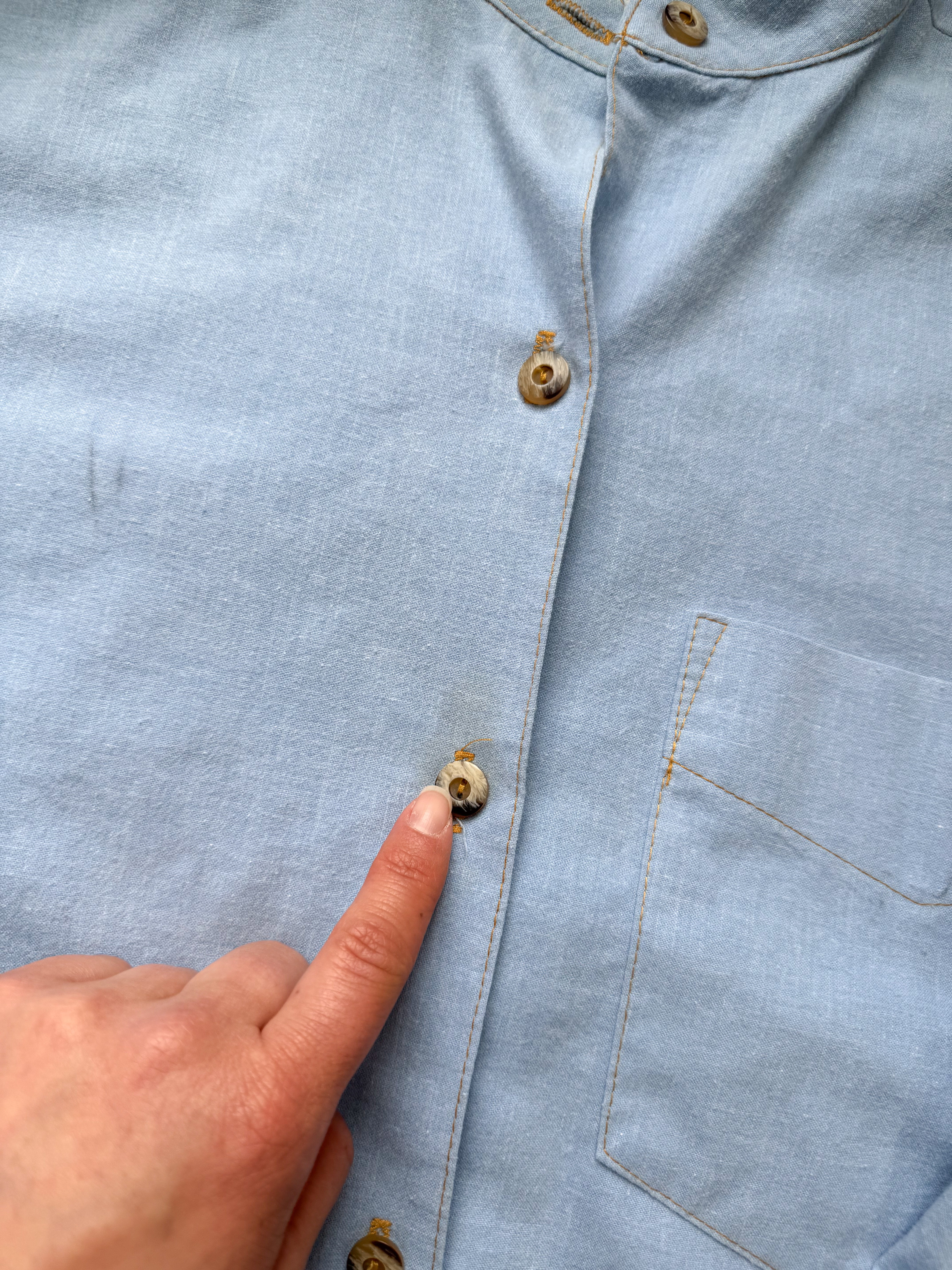 The Western Chambray Button Up (S)