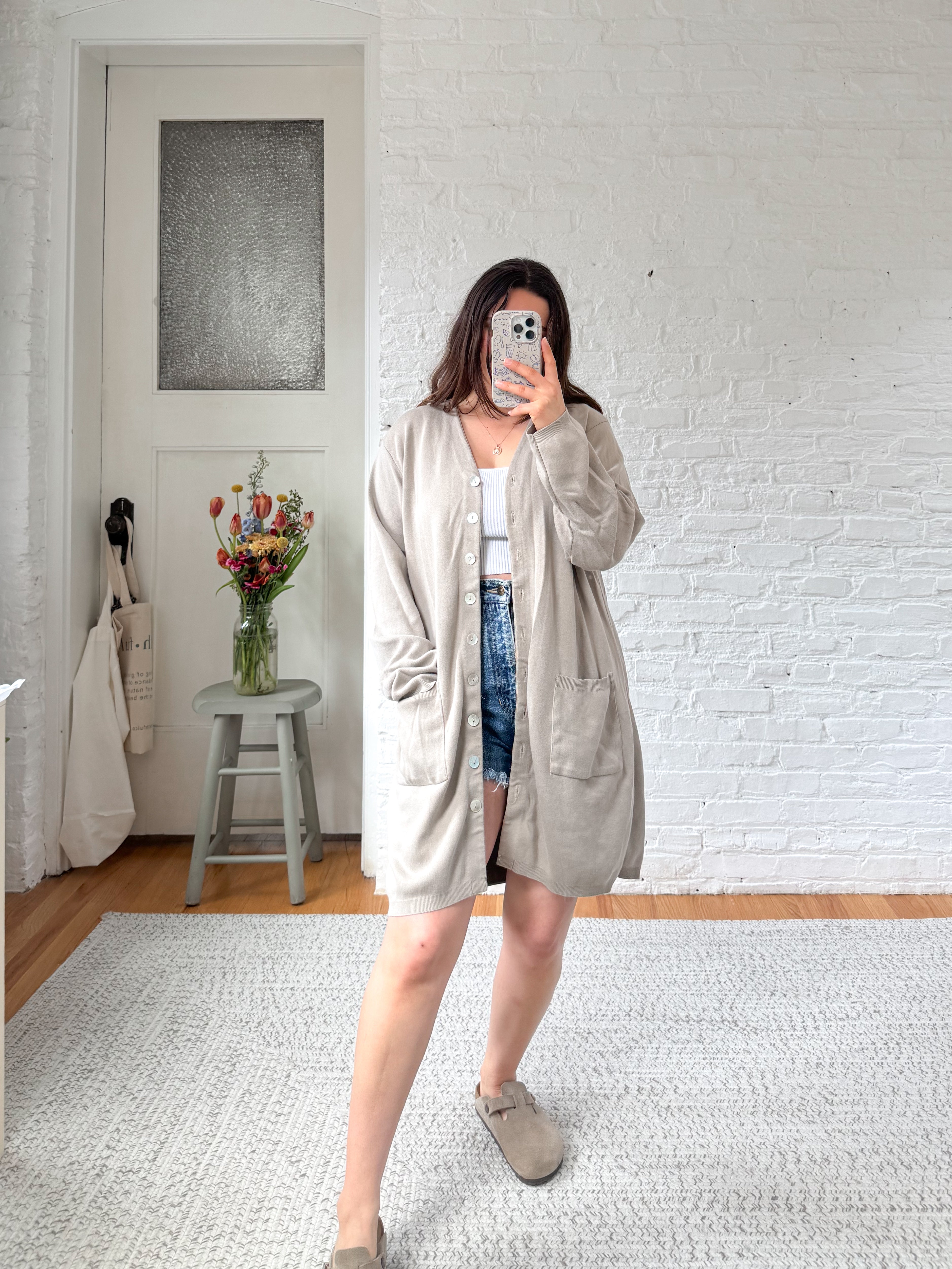The Long Shell Button Cardigan (M)