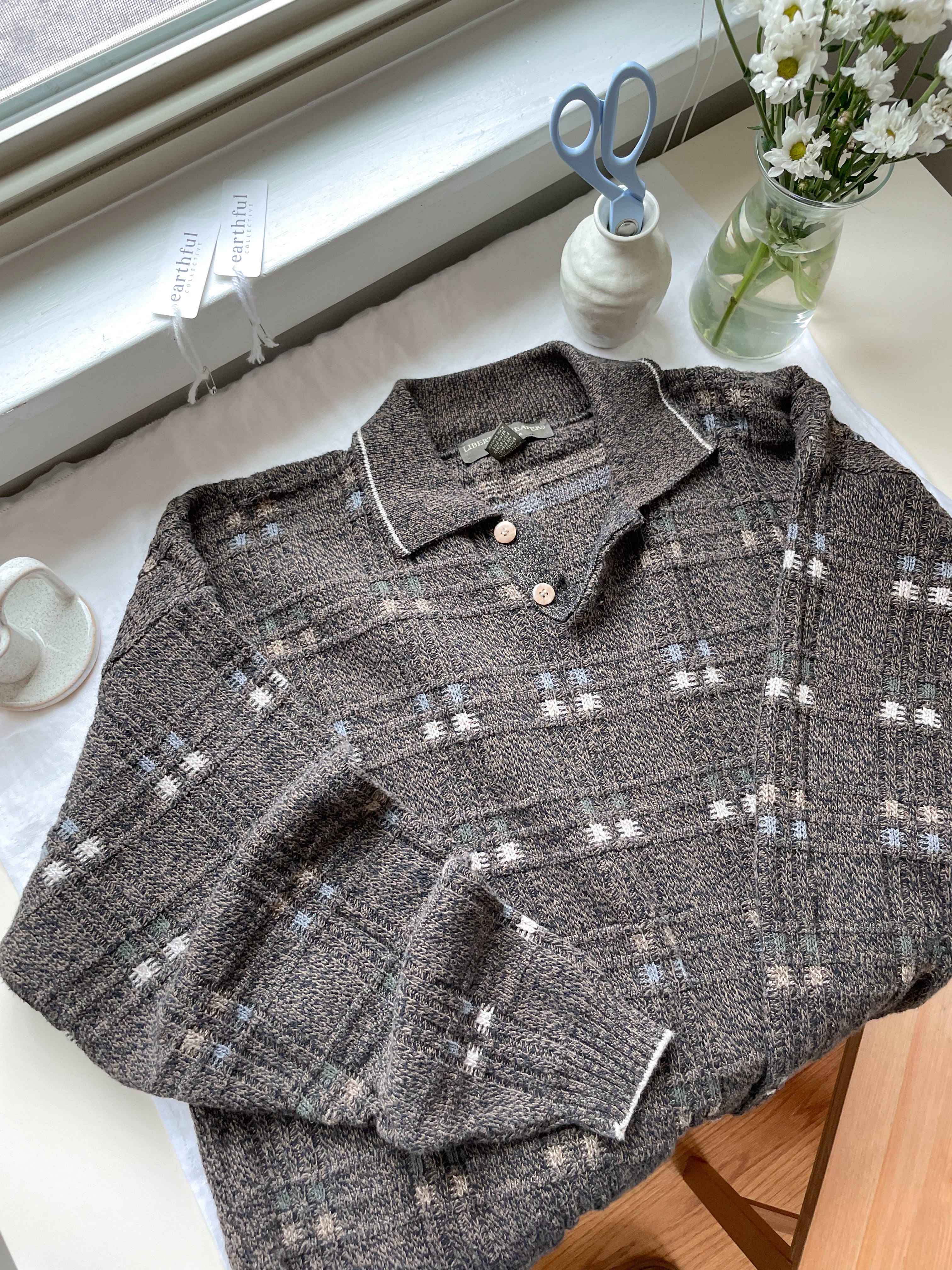 The Squares Henley Sweater (M)