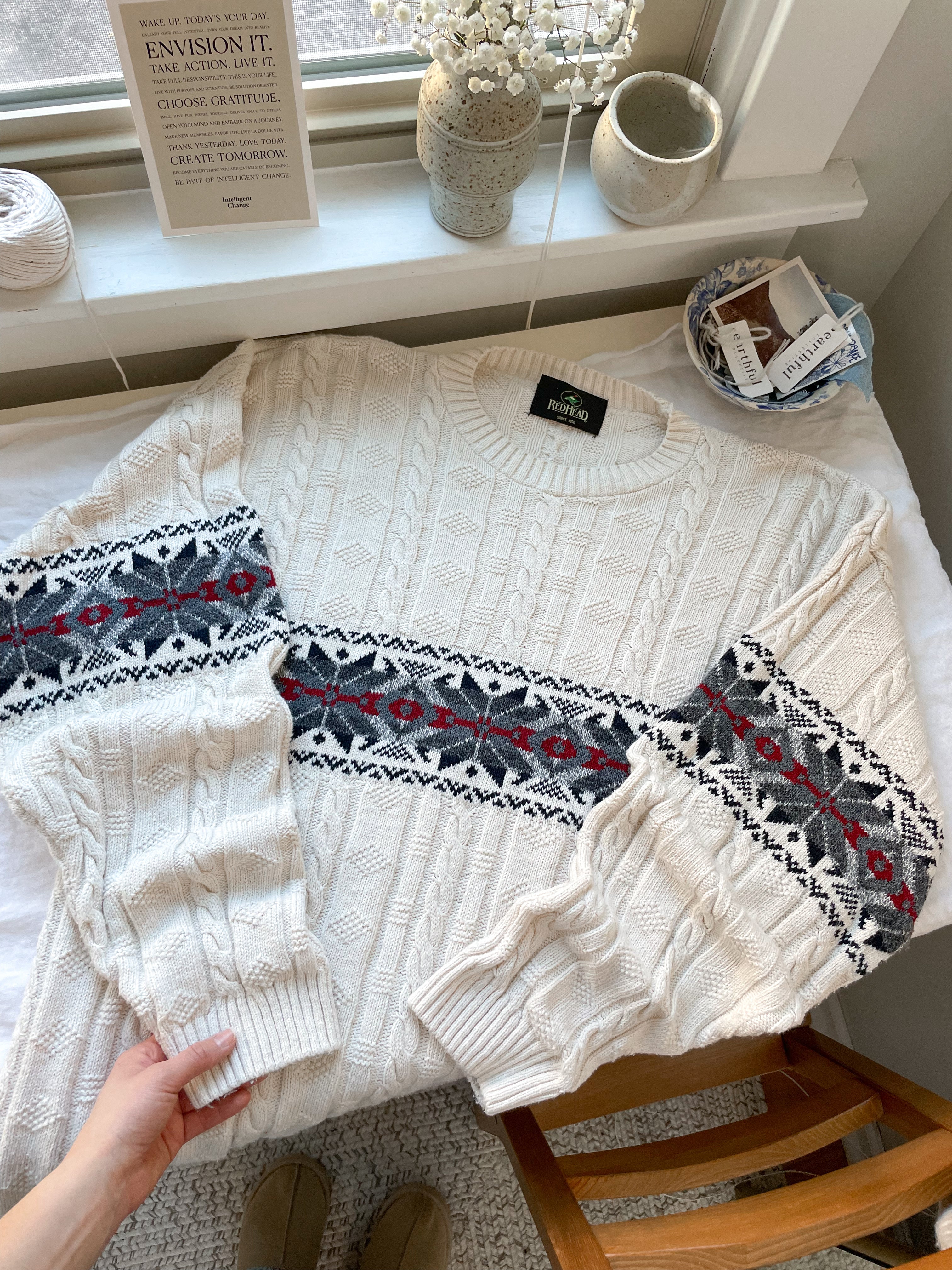 The Cream Snowflake Sweater (L)