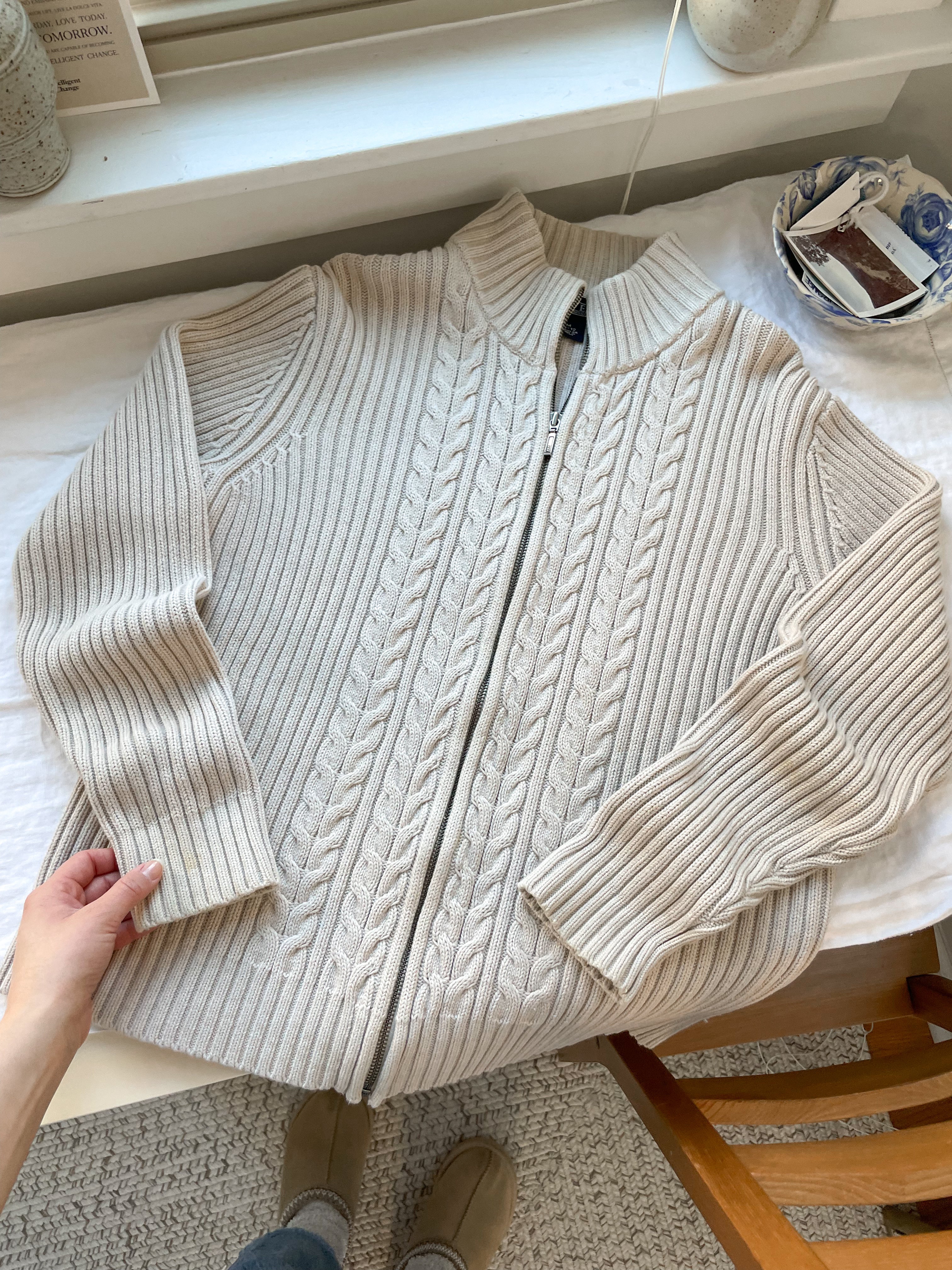 The Glacier Cardigan (M)