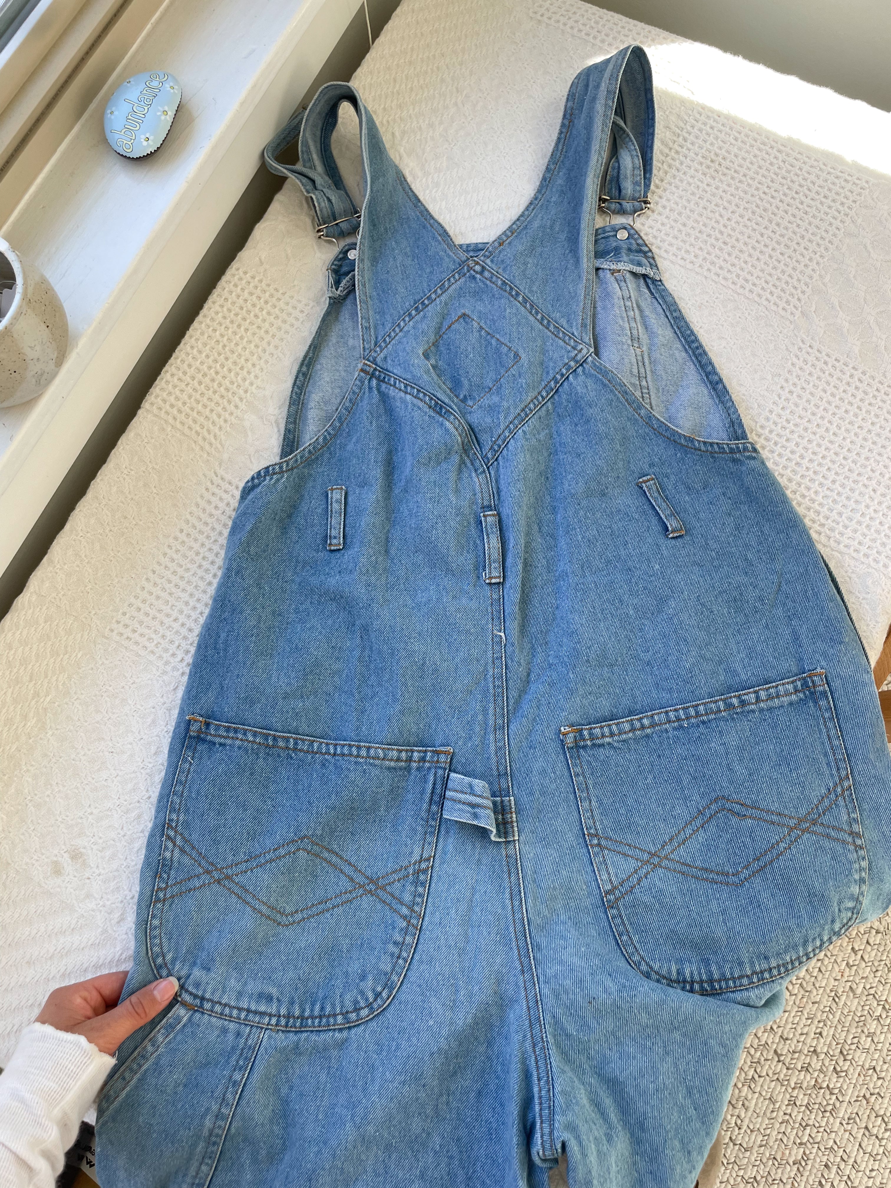 Light Wash Squeeze Shortalls (S)