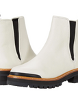 The White Chelsea Boots (6.5)