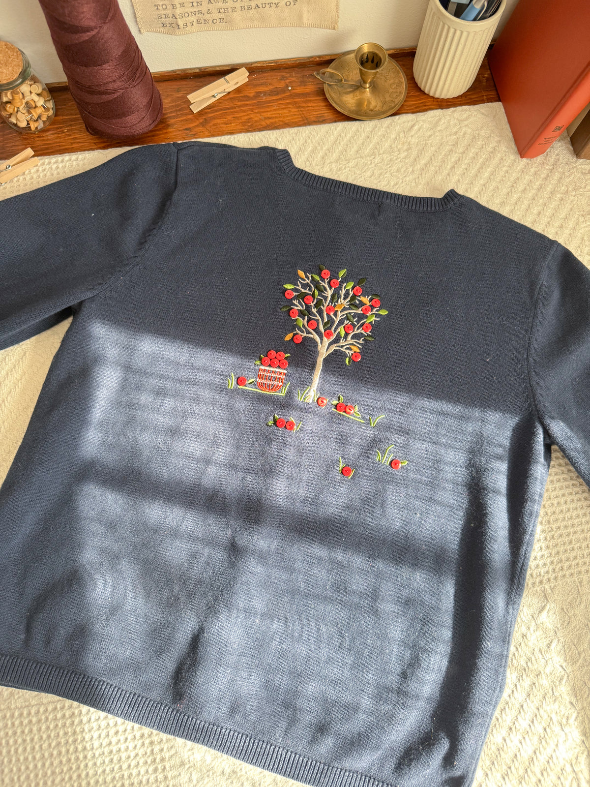 The Apple Tree button Cardigan (M)