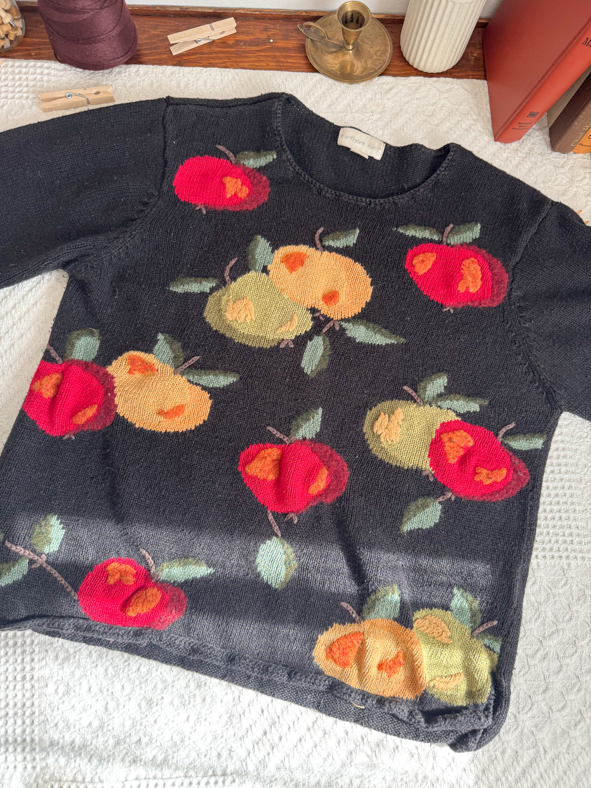 The Apple &amp; Pear Sweater (M)