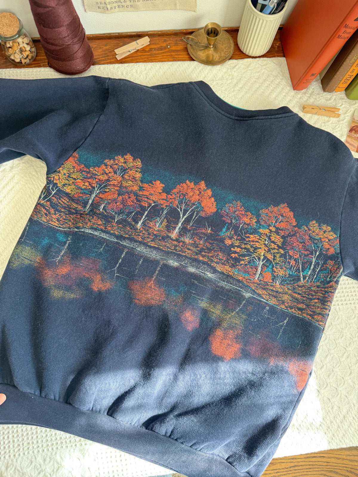 The Autumn Scene Crewneck (M)