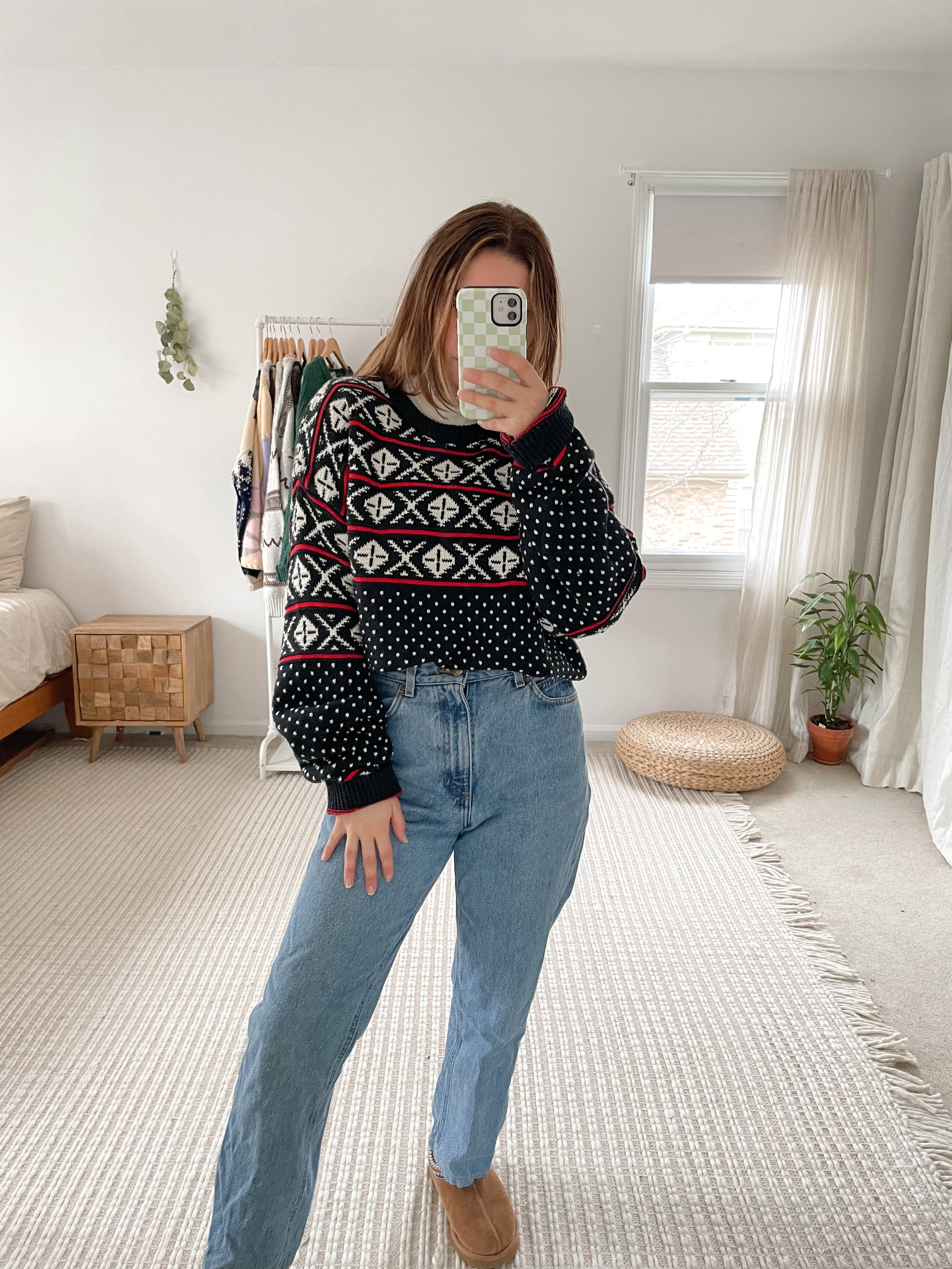 Vintage Black White &amp; Red Pattern Sweater (L)