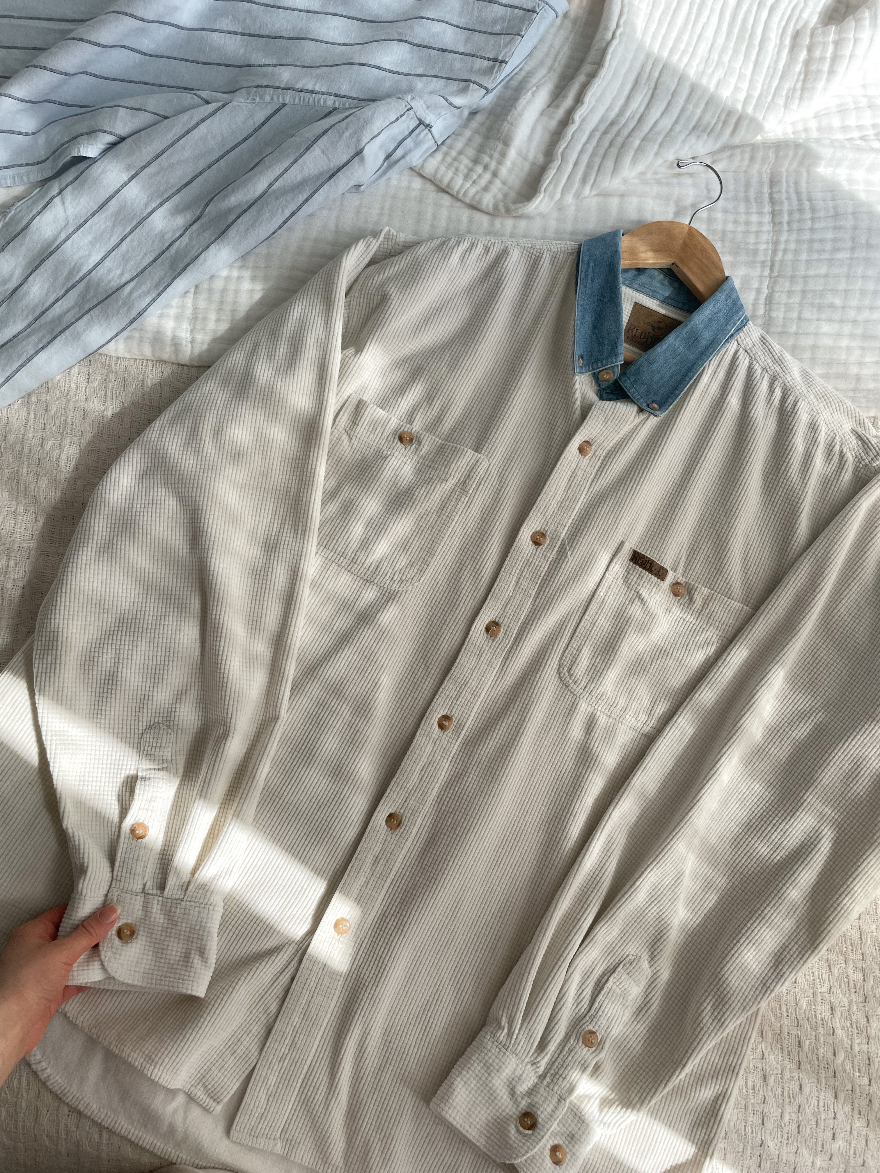 The Cirrus Button Up (XL)