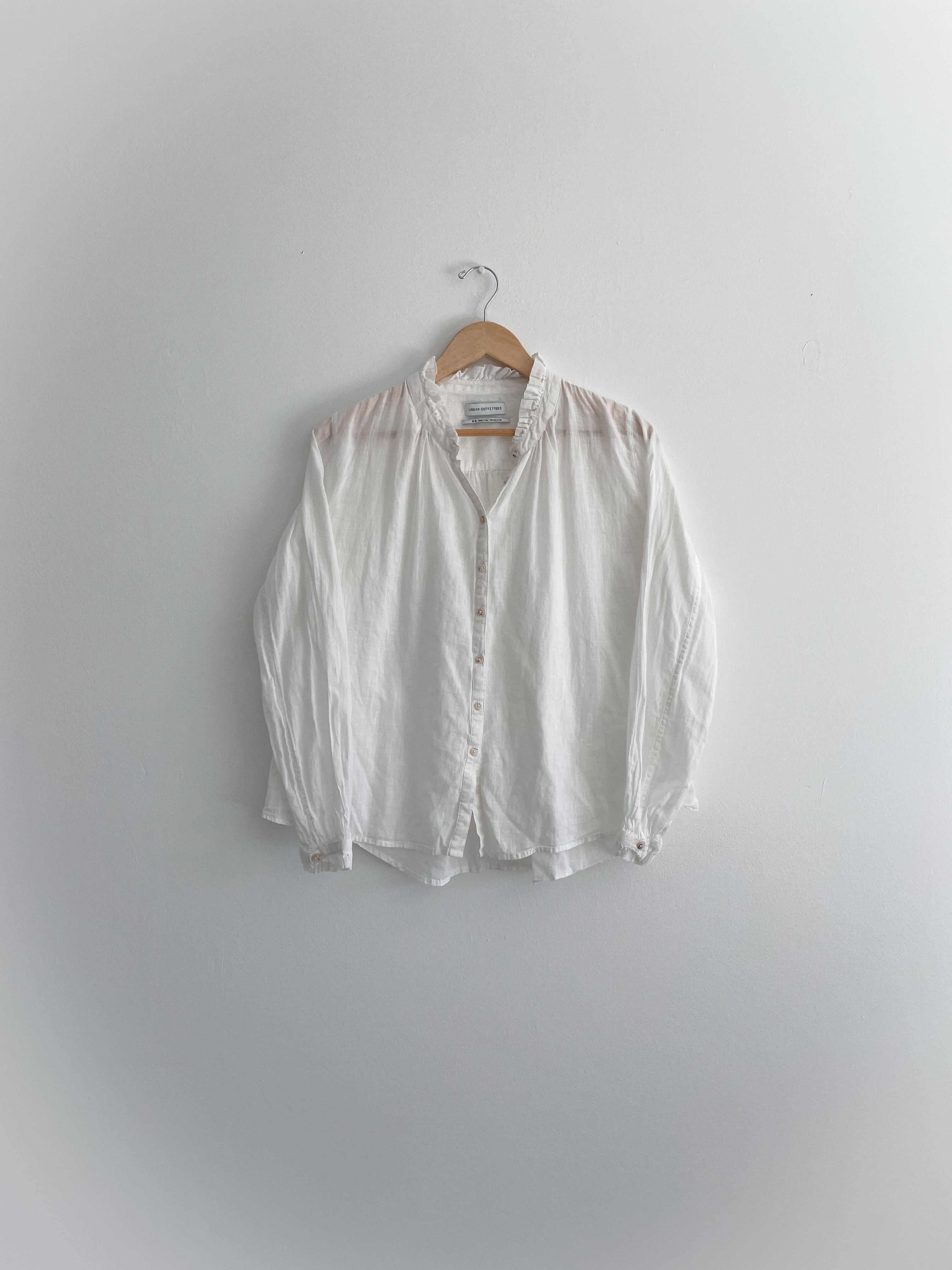 The Plume Button Up (M)